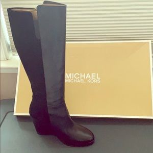 Tall black leather and suede with zipper MK boots